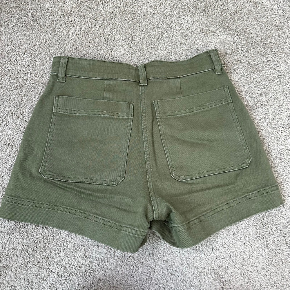 Everlane Olive High-Rise Cotton Shorts - Picture 9 of 9